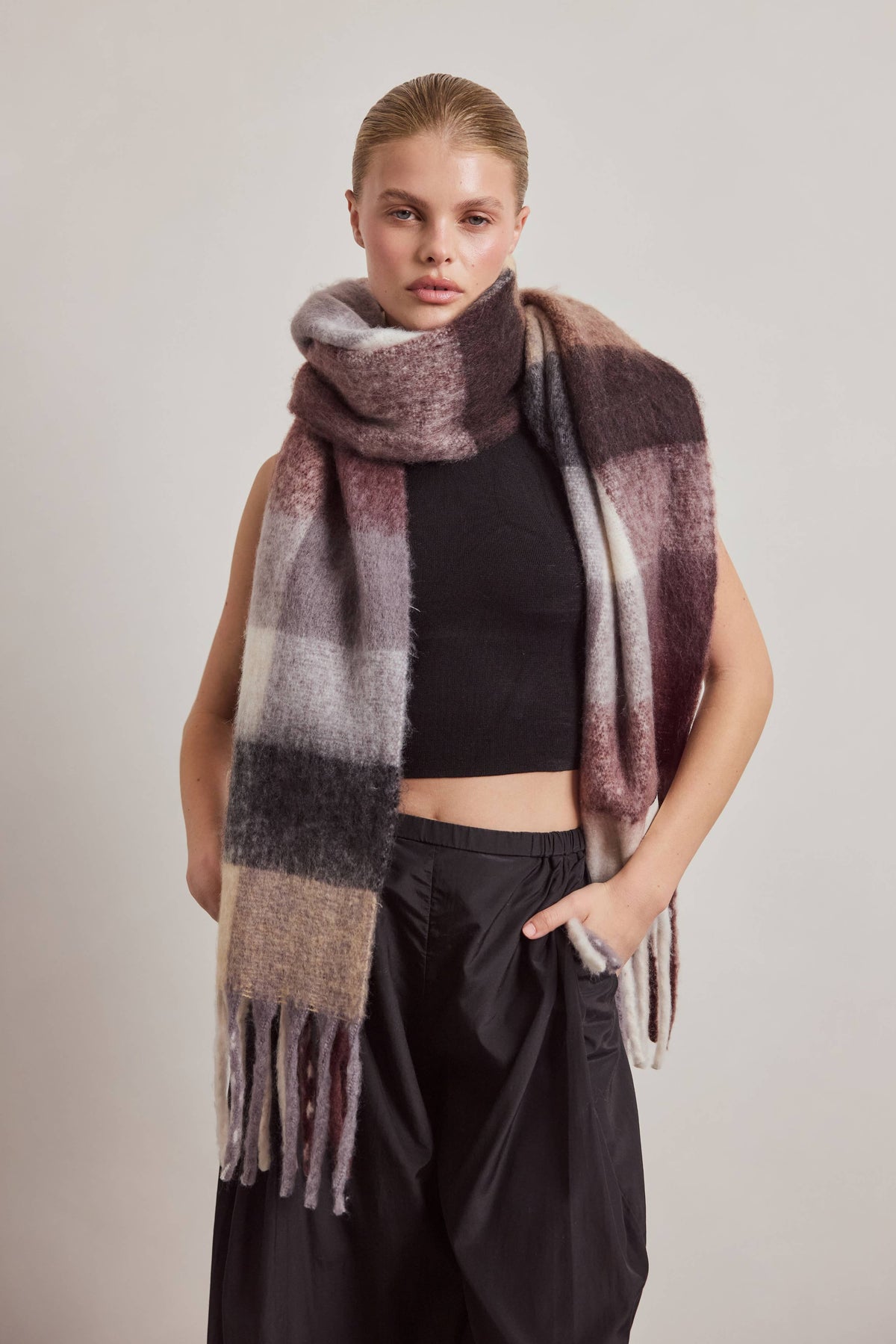 The Reykjavik Scarf - Dark Berry
