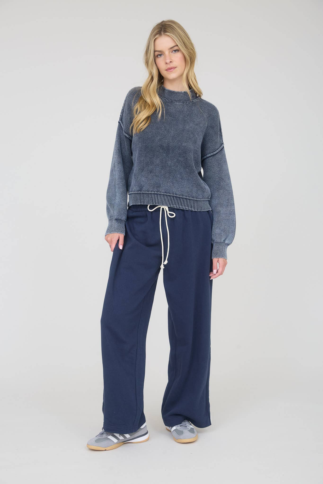 Washed Pullover