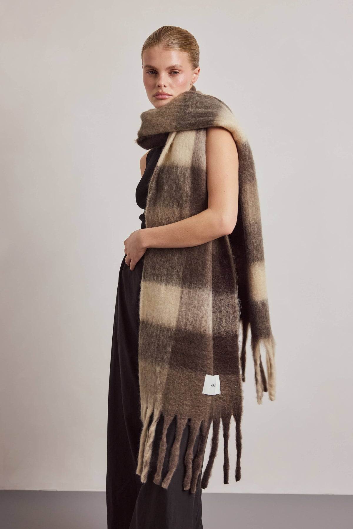 The Reykjavik Scarf - Brown Check